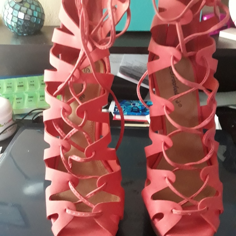 Coral heels